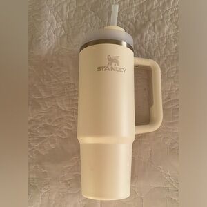 30 oz Cream Stanley Quencher